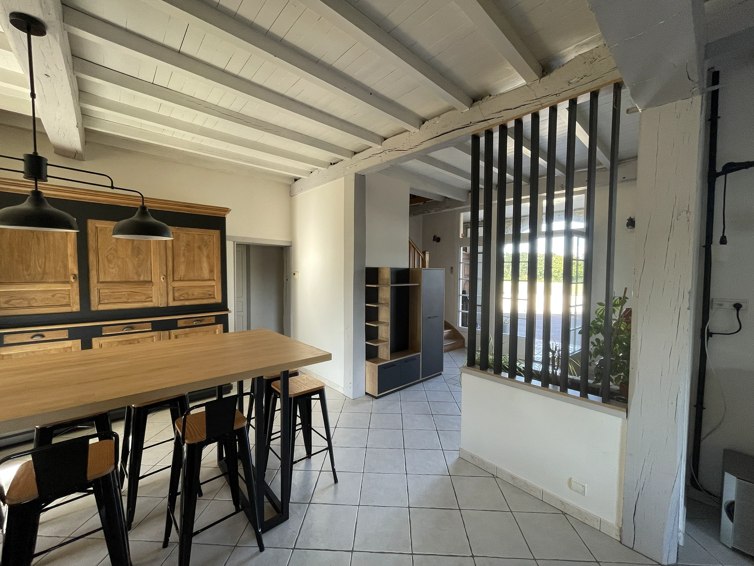 Meuble de rangement sur mesure en bois